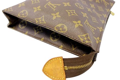 lv poche toilette|louis vuitton poche toilette.